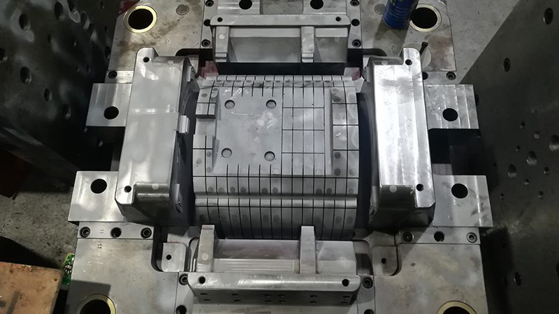 橡胶模具材质怎么选？关键在于性能与成本平衡