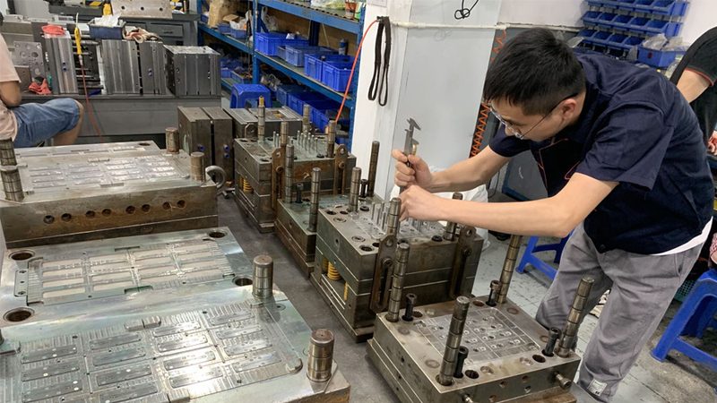 上海精密模具规范设计：揭秘模具设计的核心要素