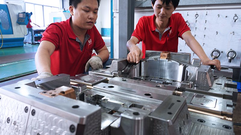 汽车内饰件模具定制：价格构成与影响因素解析