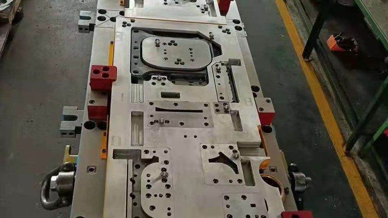 精密模具安装调试二次加工要点解析